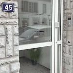 Апартаменты Au Coeur De - Parking Prive - Le Joyau По