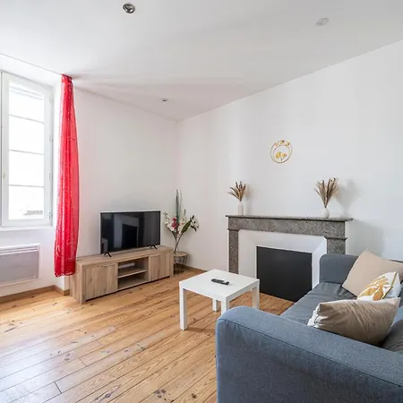 Le Joyau De - - Parking Prive Pau